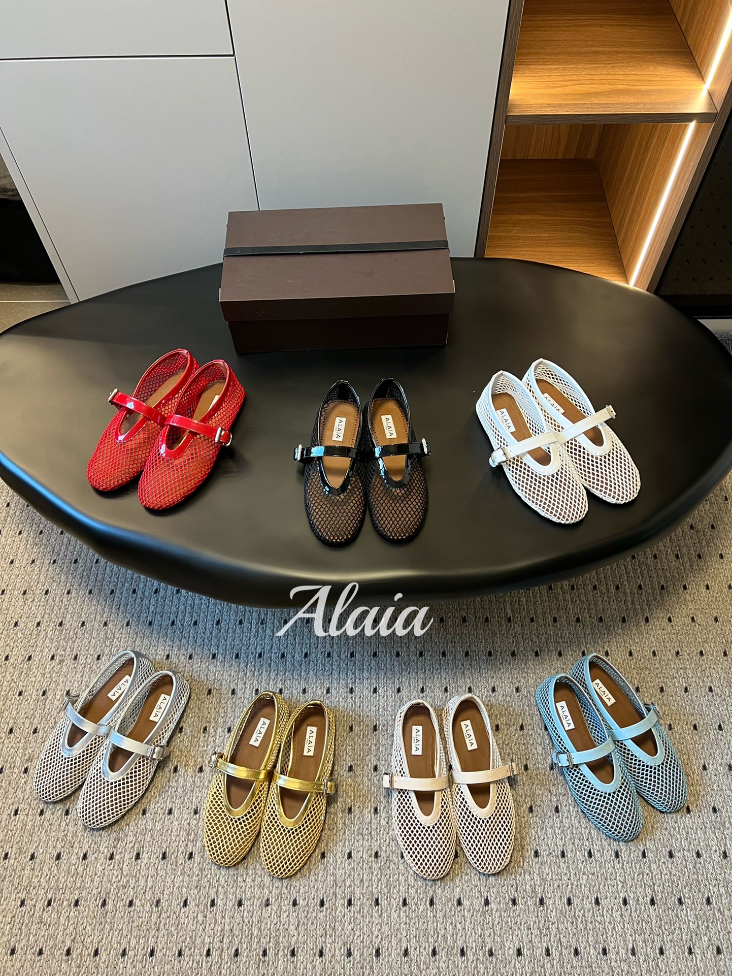 알라이아 플랫 슈즈