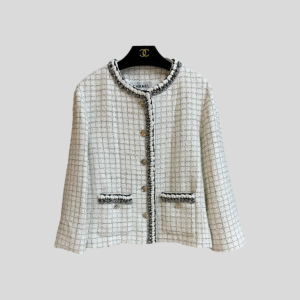 샤넬 플레드 케이프 자켓