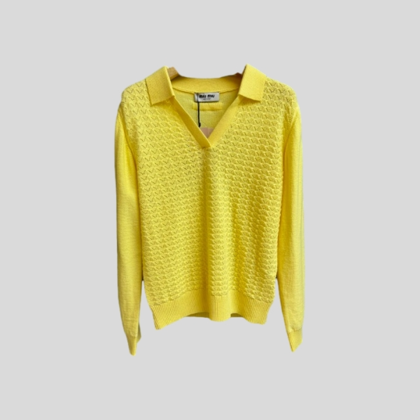 미우미우 오픈워크 스웨터